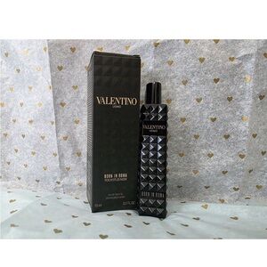 Valentino Uomo Born In Roma Rockstud Noir Eau de Toilette 15ml Travel Spray